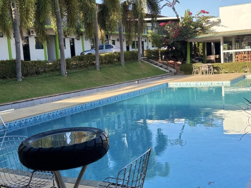 Piscina ao ar livre